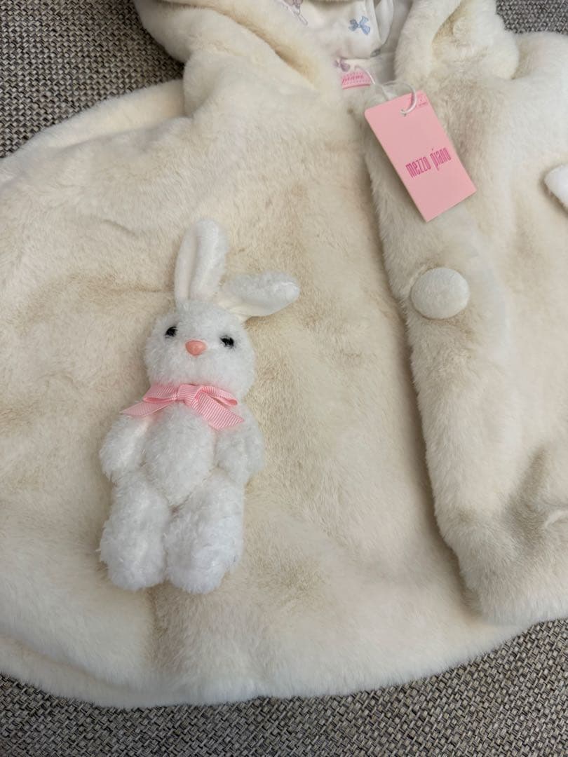 【タグ付き未使用】メゾピアノ　うさぎ フェイクファーケープ　現行品