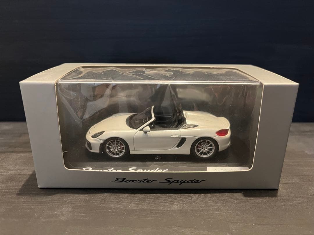ポルシェ 981ボクスタースパイダー718ケイマン1/43ホワイト2000台限定