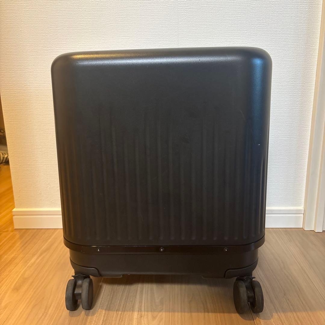 VELO ヴェーロ サイズ可変式 キャリーケース