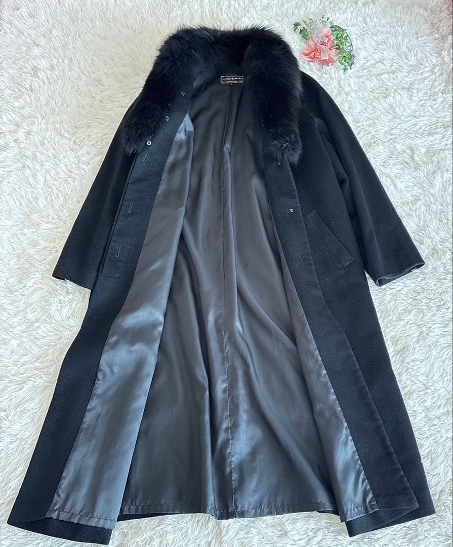 美品mia carnaファー付チェスターコートピュアカシミヤ100%黒ブラック