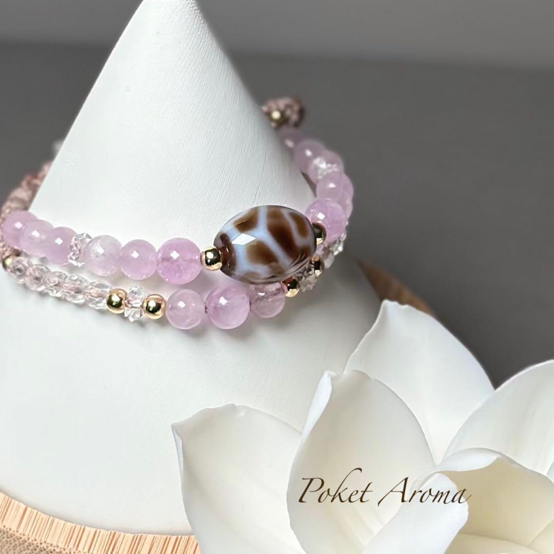 『心精』亀甲蓮花天珠とクンツァイトのマクラメブレスレット