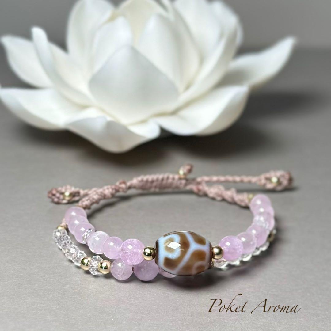 『心精』亀甲蓮花天珠とクンツァイトのマクラメブレスレット