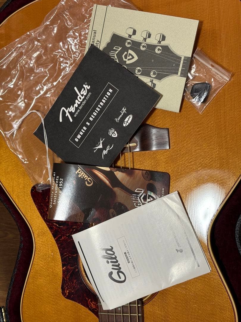 Guild GJ-200 アコースティックギター ハードケース付き