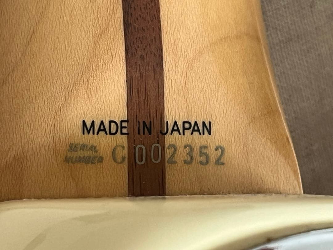 g*8様 Fender Japan ストラトキャスター (フジゲン製)