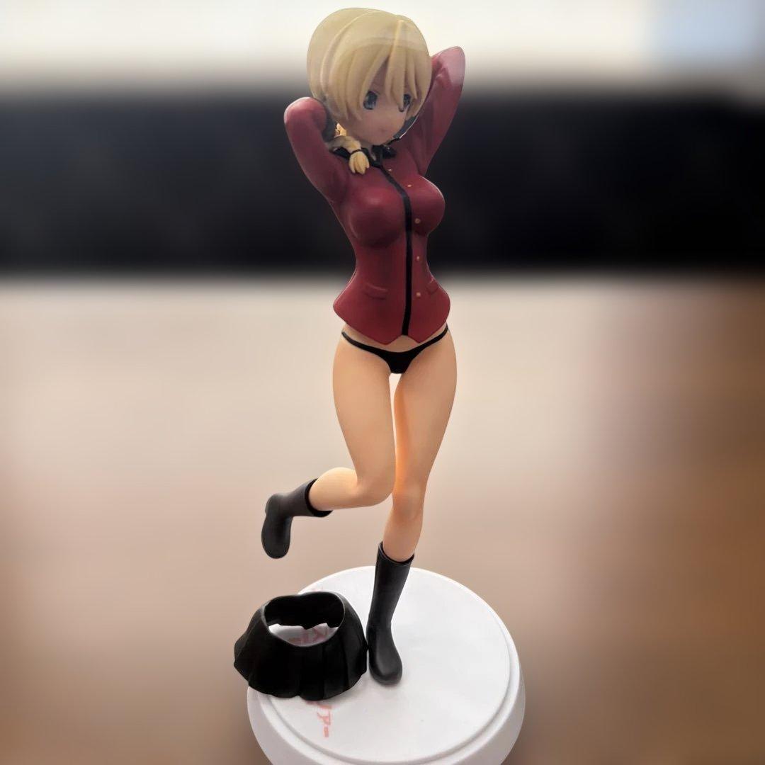 ガールズ&パンツァー　ダージリン　フィギュア【リペイント品】