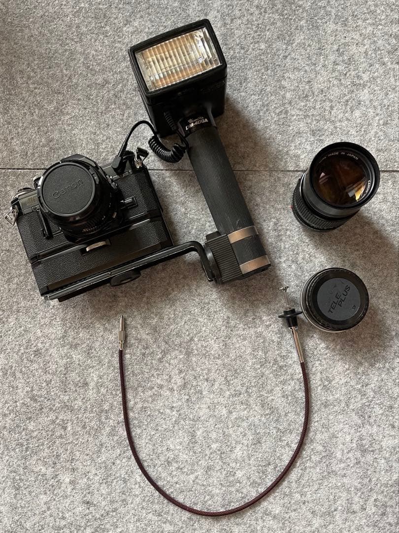 ★Canon AE-1 フィルムカメラ + フラッシュ+パワーワインダー　ほか