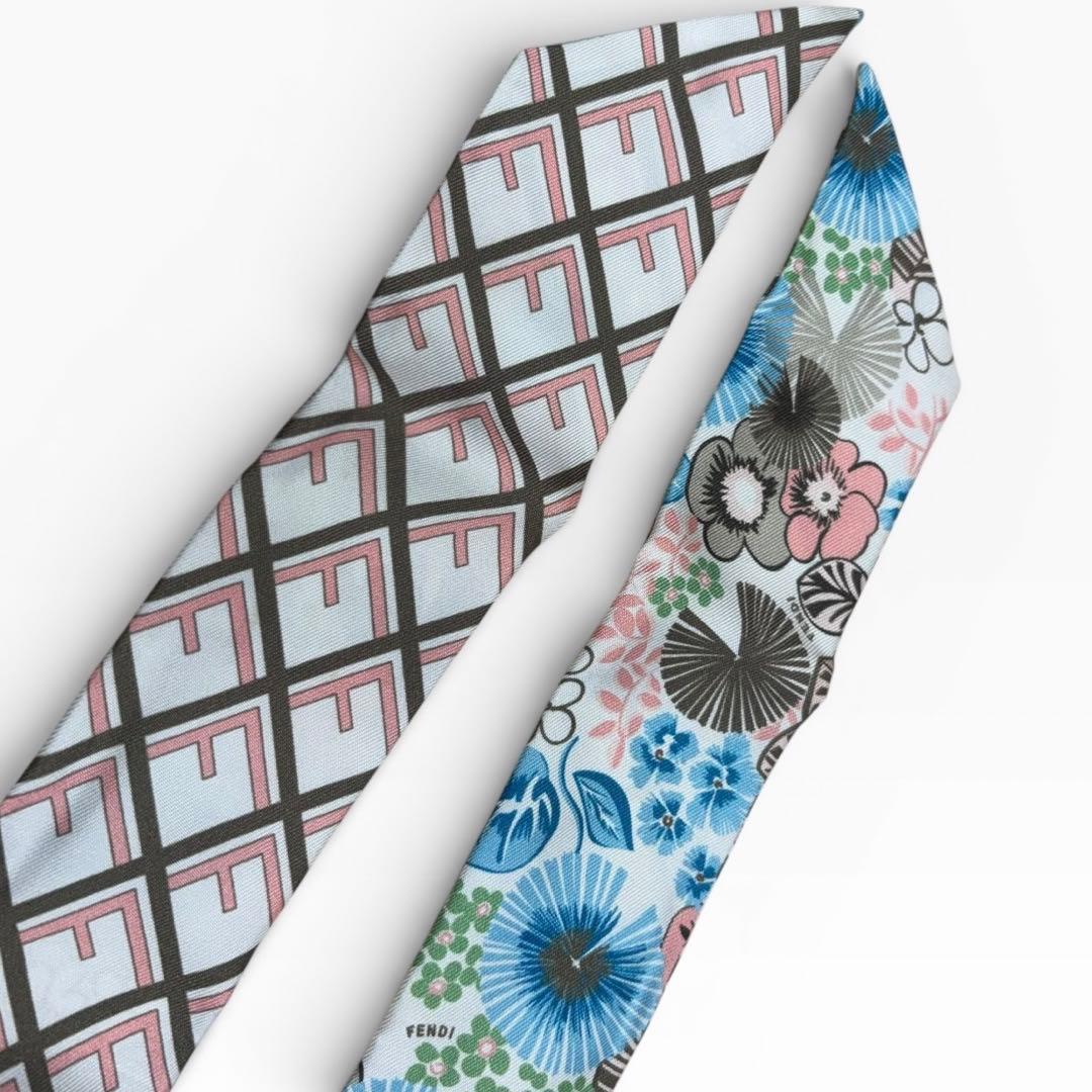 FENDI フェンディ　ズッカ柄　FFロゴ　ラッピー　花柄　スカーフ　小物