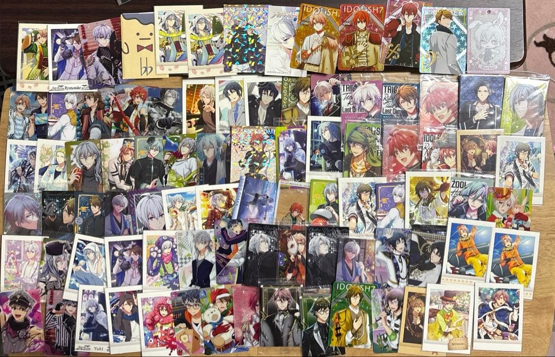 アイドリッシュセブン アイナナ カード類 約400枚まとめ売り