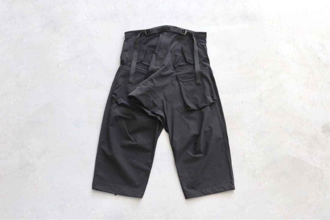 hka　Acronym P30AL-DS black サイズM