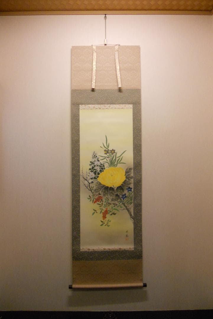 掛け軸 河田雲鳳 『 五帝四季花 』 絹本 希少 軸装 茶道具 掛軸 美品 です