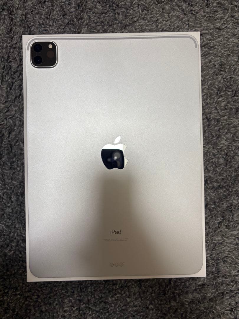 iPad Pro (11インチ) 第3世代 128GB ESRケース付き