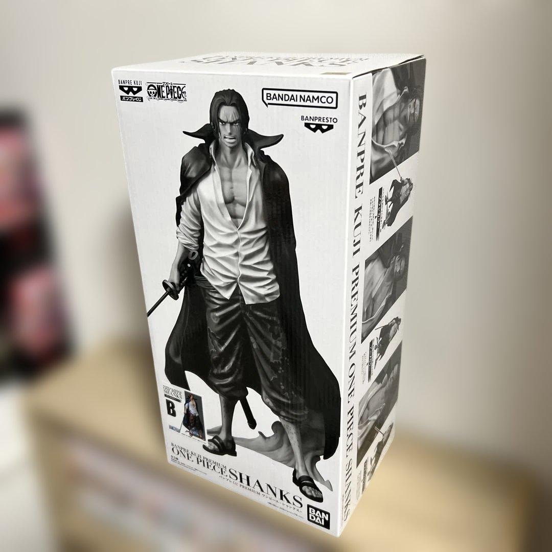 ONE PIECE SHANKS フィギュア B