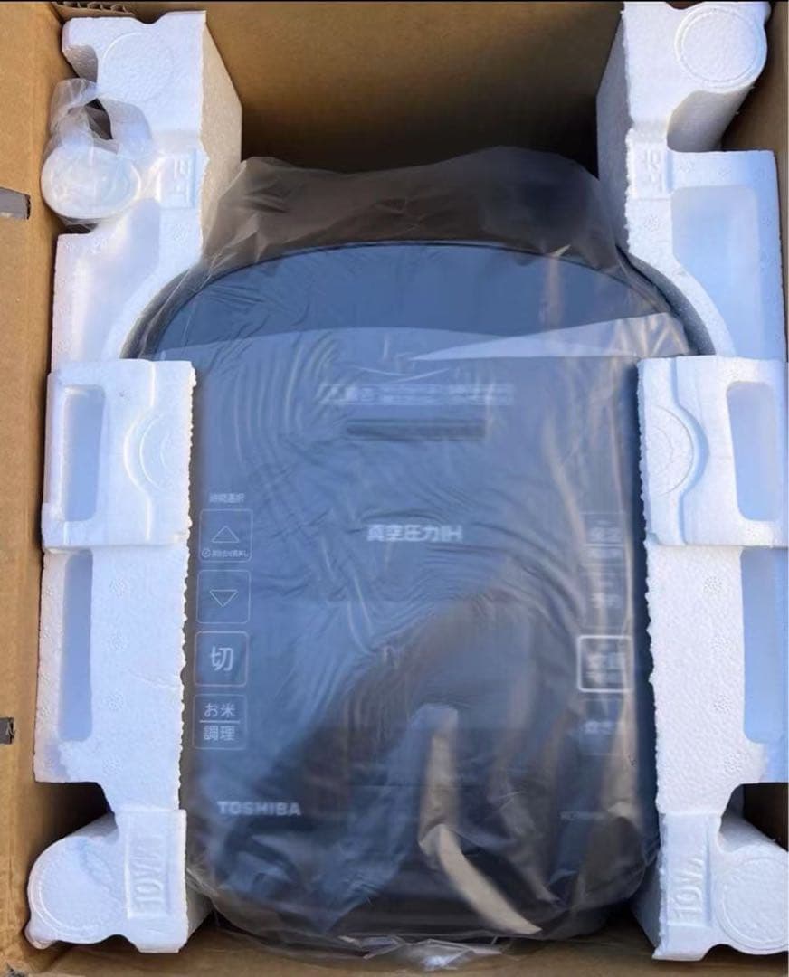 東芝 鍛造かまど備長炭釜 RC-10VXP(K) [真空圧力IH炊飯器]