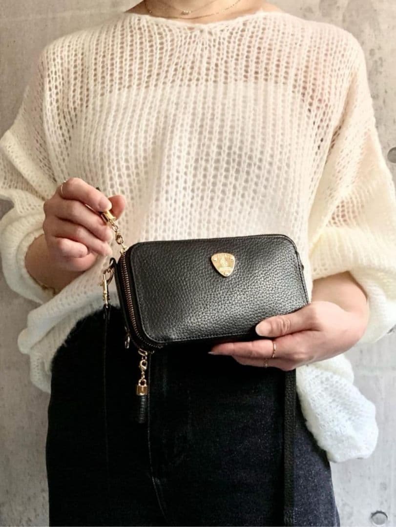 【未使用に近い】ATAO　❤️アミュレット・ケリー❤️　ブラック/ゴールド