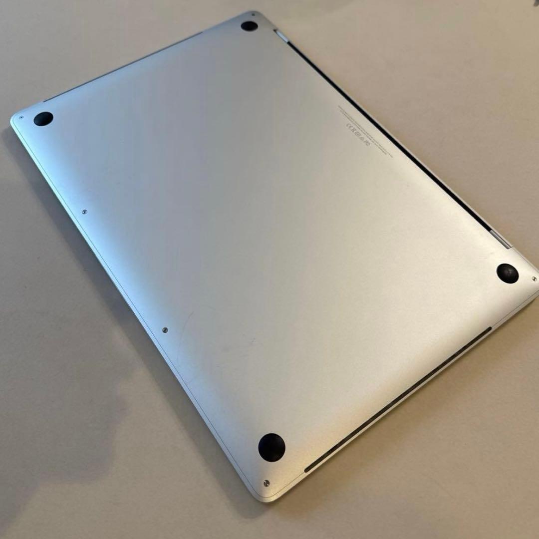 MacBook Pro 15インチ 2018 256GB 箱・充電器付き