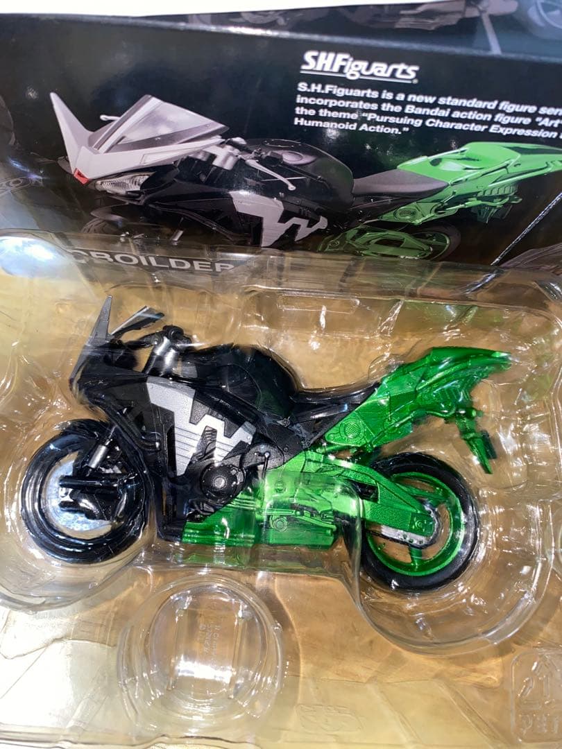 真骨彫製法　仮面ライダー　ダブル　キバ　ファング　ファイズ　フィギュアーツ