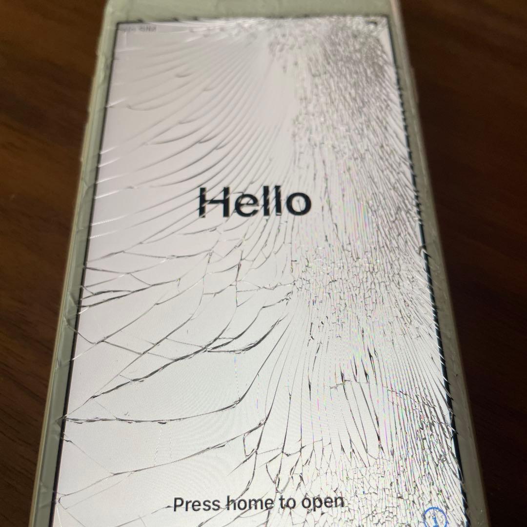 Apple iPhone7スマートフォン MNCA2J/A 画面割れ初期化済