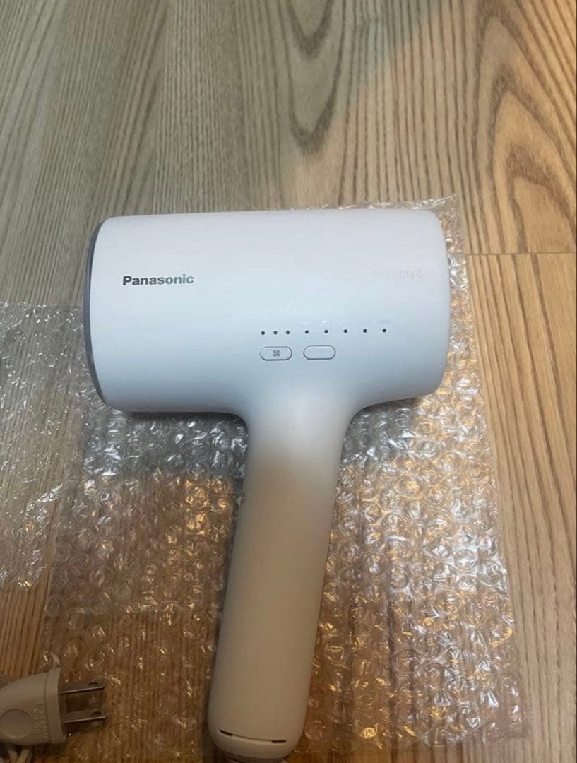 パナソニック　ドライヤーナノケア　EH-NA0J