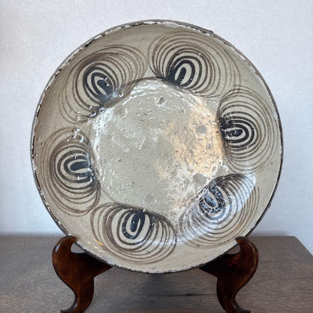 ゆがみが可愛い馬の目皿　古瀬戸　民藝