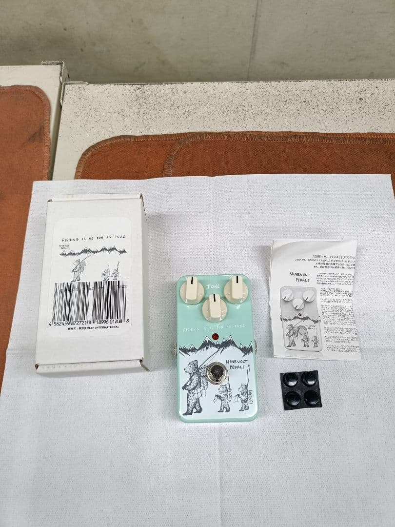 ギター NINE VOLT PEDALS FUZZ