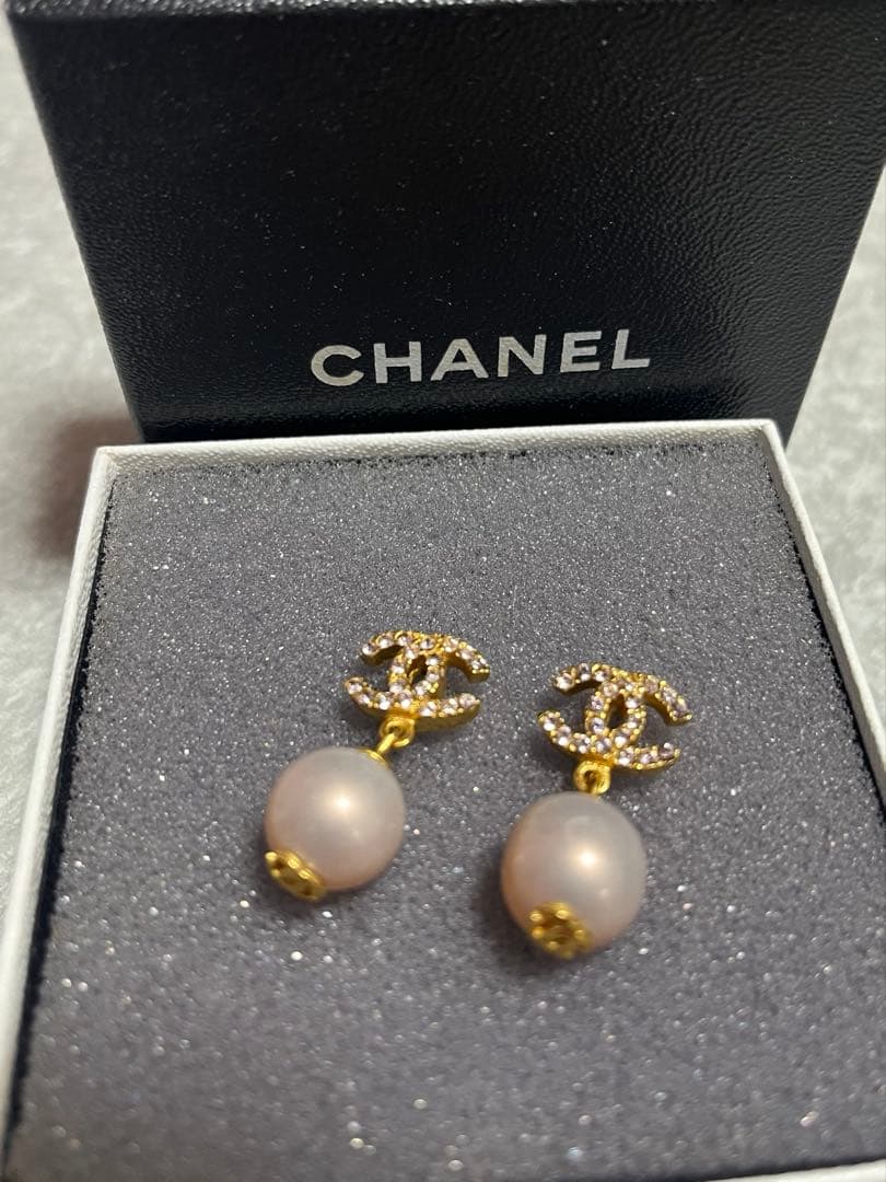 CHANEL ゴールド CCロゴ ピアス