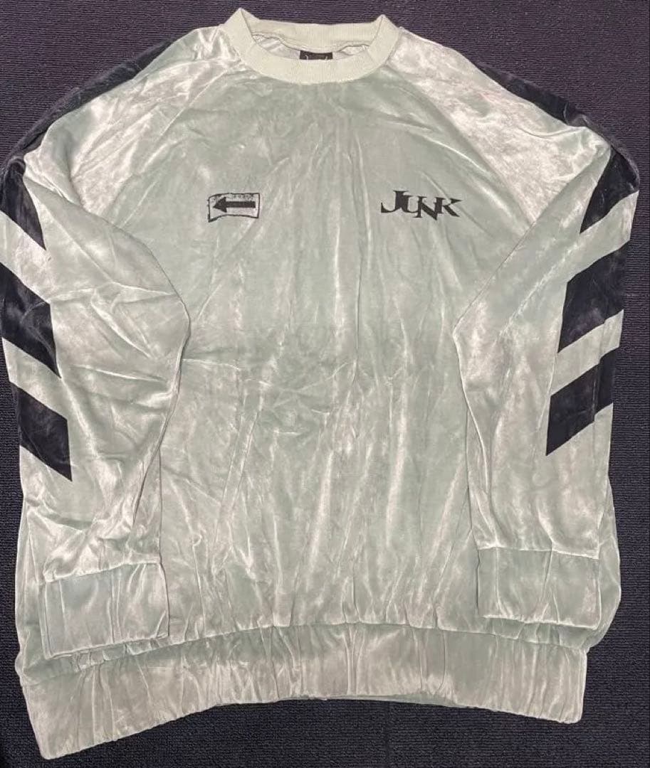 【Lサイズ】米津玄師 2025 TOUR JUNKグッズ ベロアプルオーバー