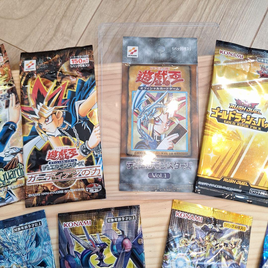 遊戯王未開封パック12種セット+シングルカード