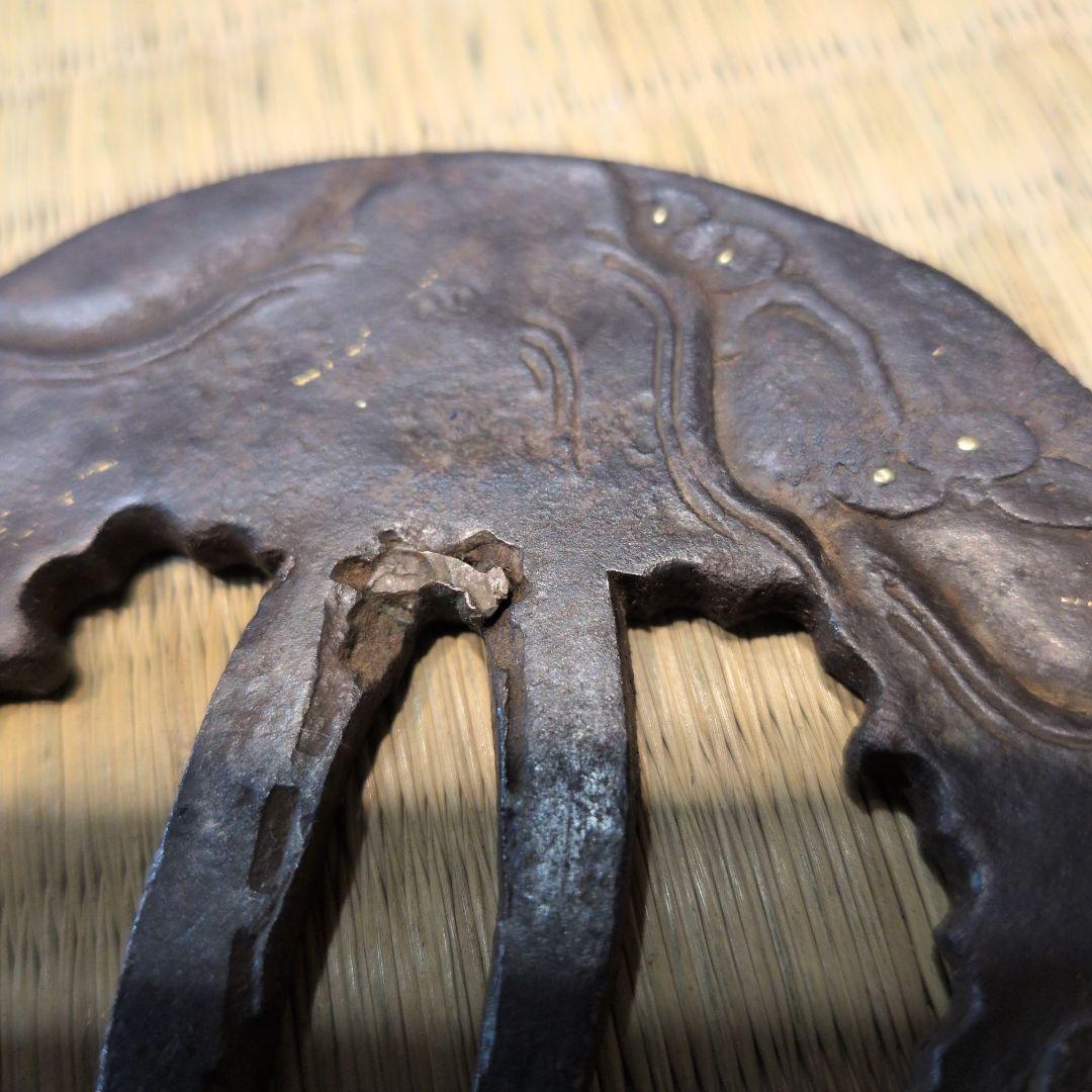 鍔　馬に人物　大刀用