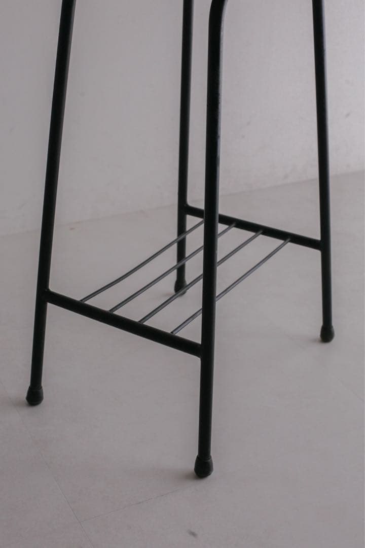 サイドテーブル ラワン材 コーヒーテーブル 飾り棚 展示台 古家具 古道具