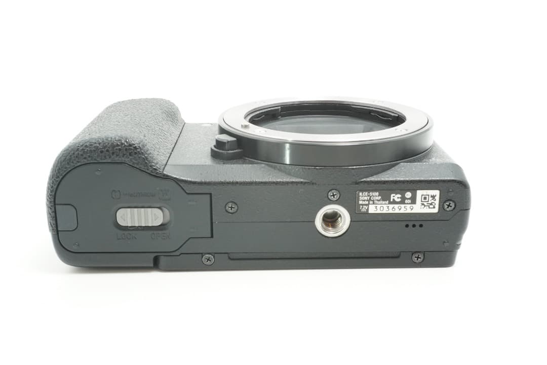 【美品】SONY α5100 ブラック 16-50mm レンズセット ブラック