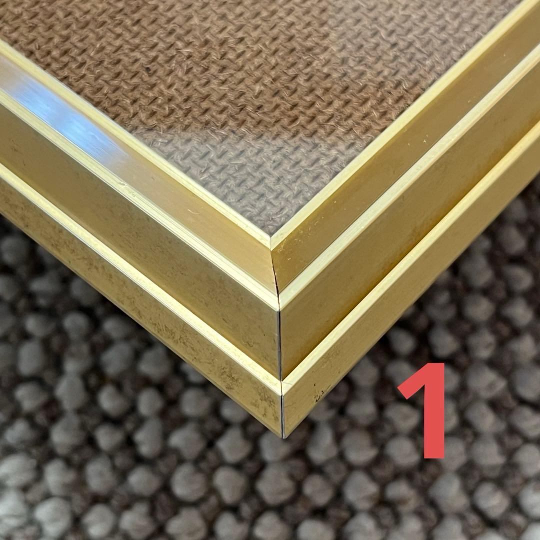 フォトフレーム、アルミ三角ゴールド、トップフレーム5白、ニトリ樹脂フレーム白