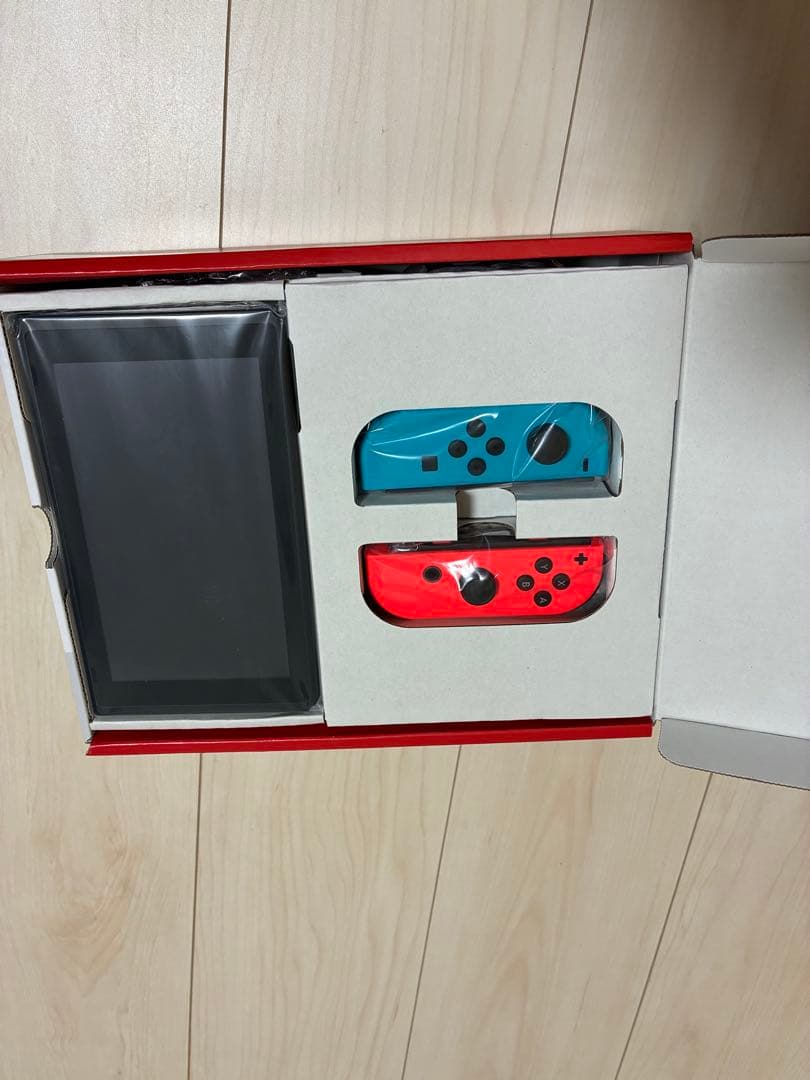 新品未使用　Nintendo Switch