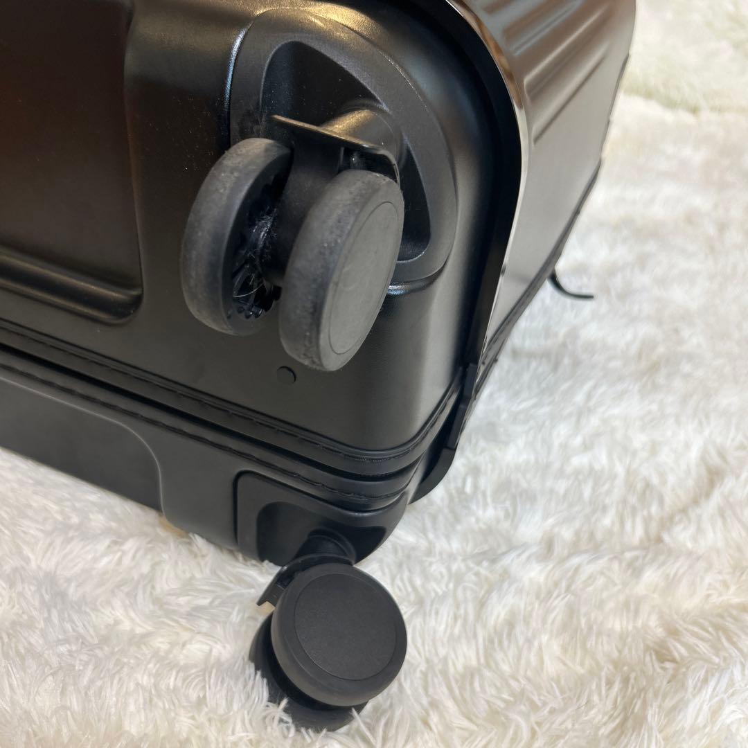 VELO 3段階可変式スーツケース 40〜72リットル　ブラック