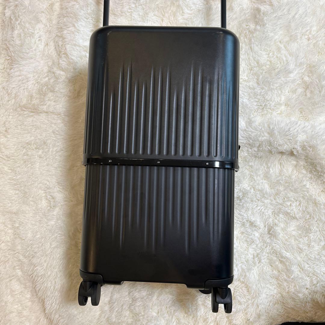 VELO 3段階可変式スーツケース 40〜72リットル　ブラック