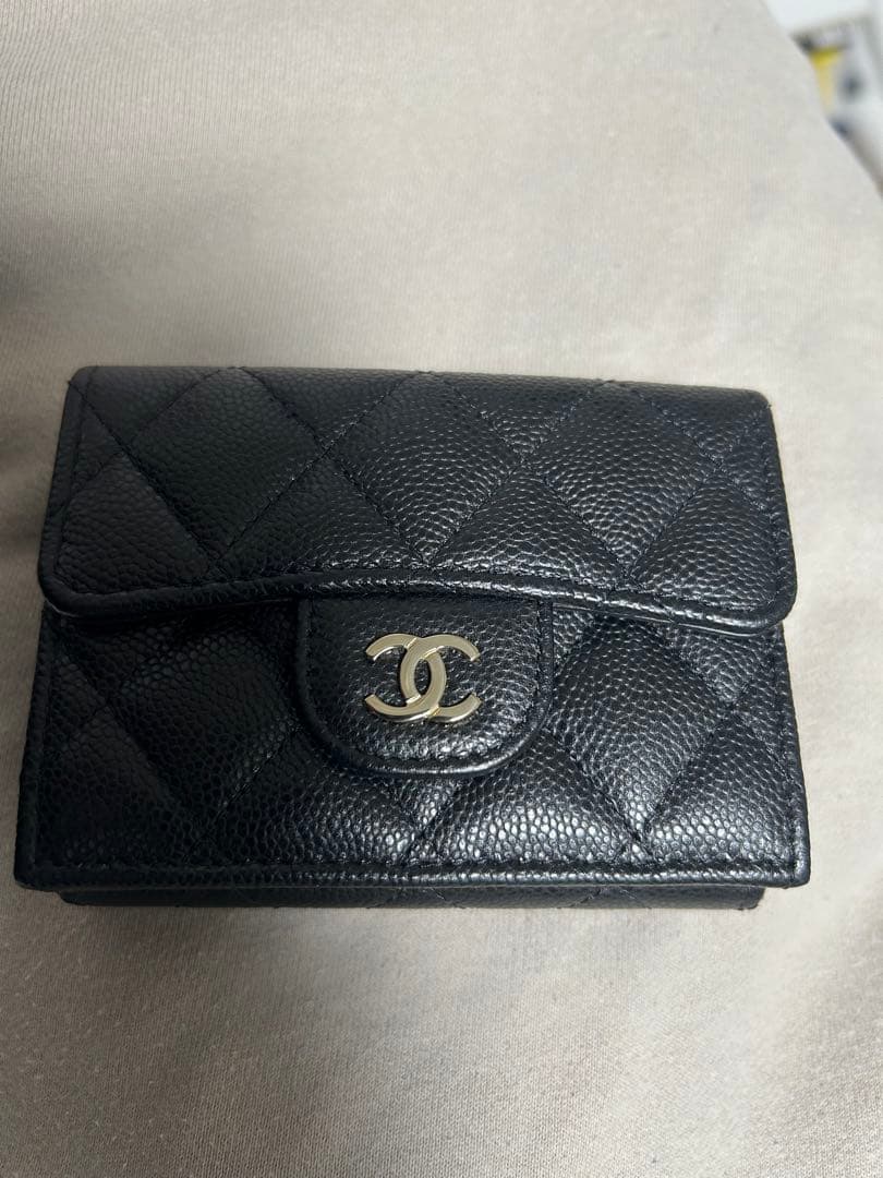 シャネル　三つ折り財布　マトラッセ　極美品　ほぼ付属品有り