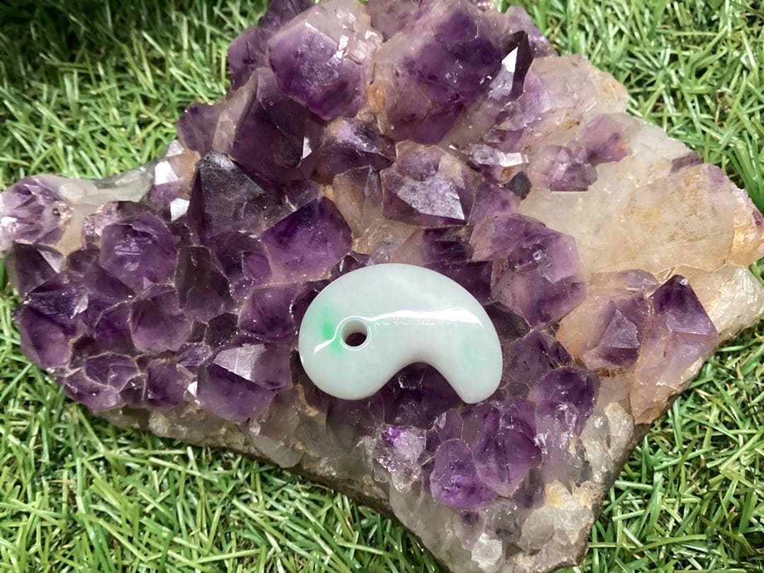 ✳premiumシリーズ一流の勾玉　コレクション レベルです‼️糸魚川翡翠　特別品