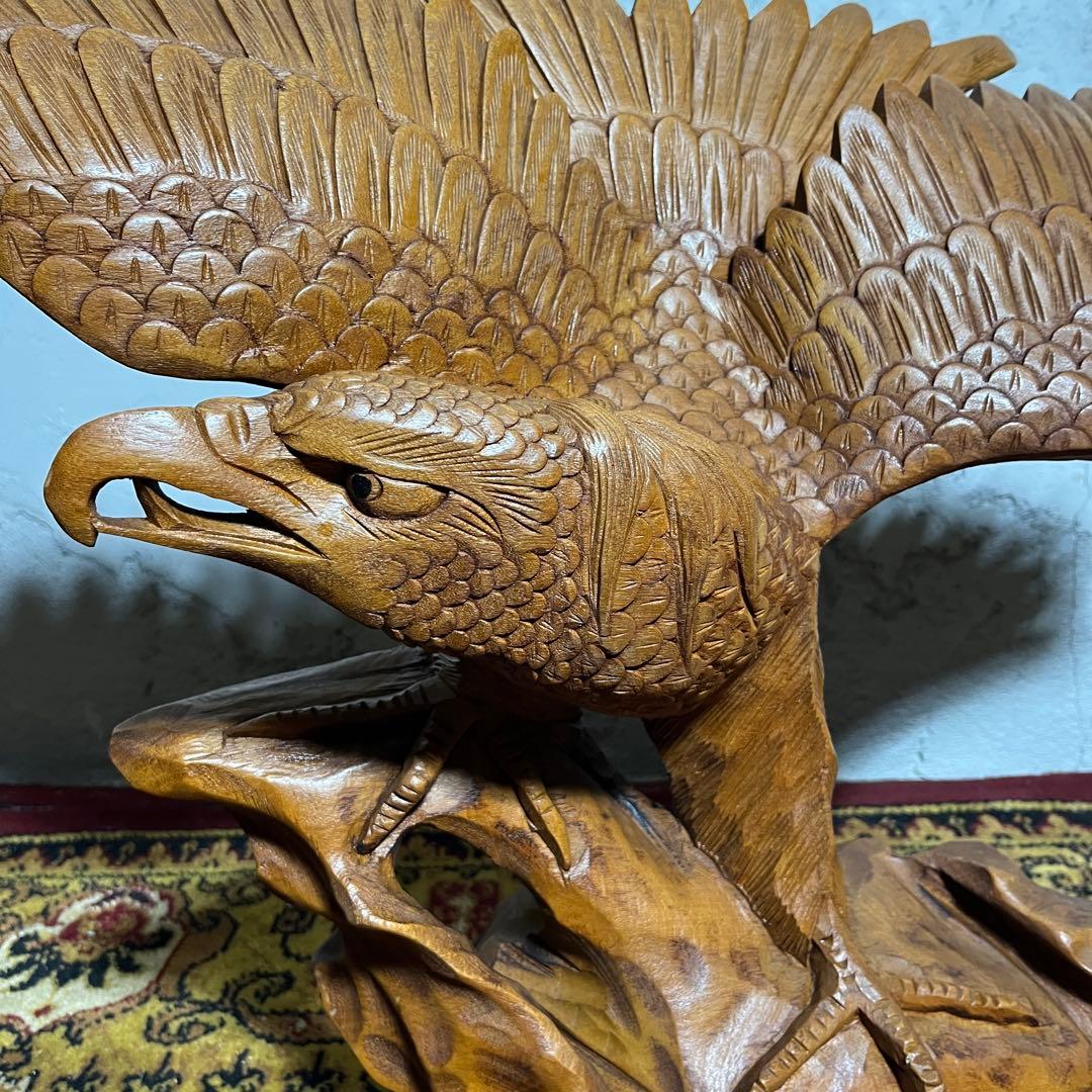 大型 木彫り 鷲 置物 一刀彫 彫刻芸術品 ヴィンテージ 民芸品 インテリア