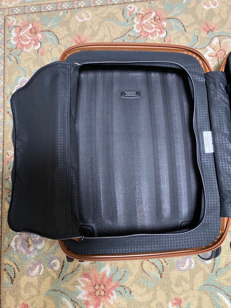 サムソナイトブラックレーベル　ライトキューブ デラックス スピナー 55/20