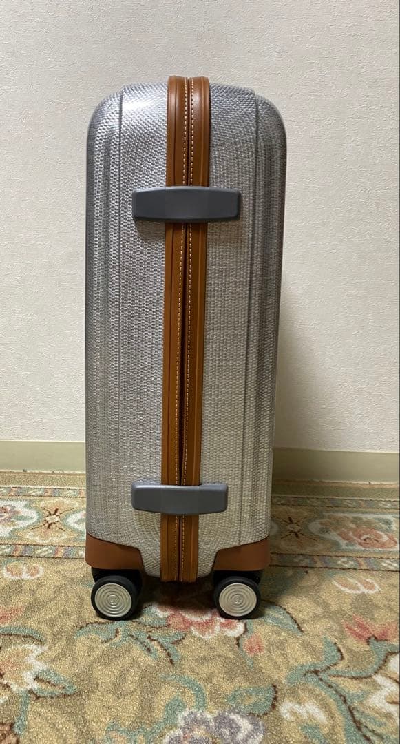 サムソナイトブラックレーベル　ライトキューブ デラックス スピナー 55/20