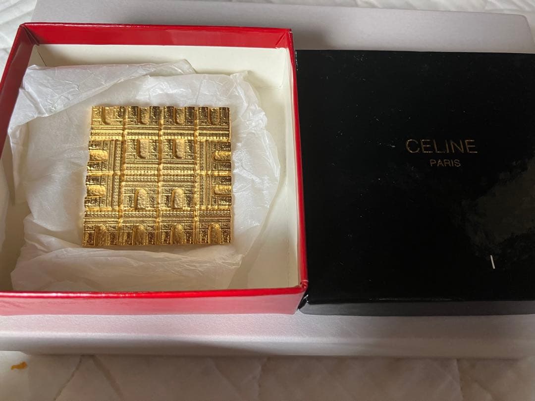 【超希少・美品】CELINE セリーヌ　凱旋門 ブローチ ヴィンテージ ゴールド