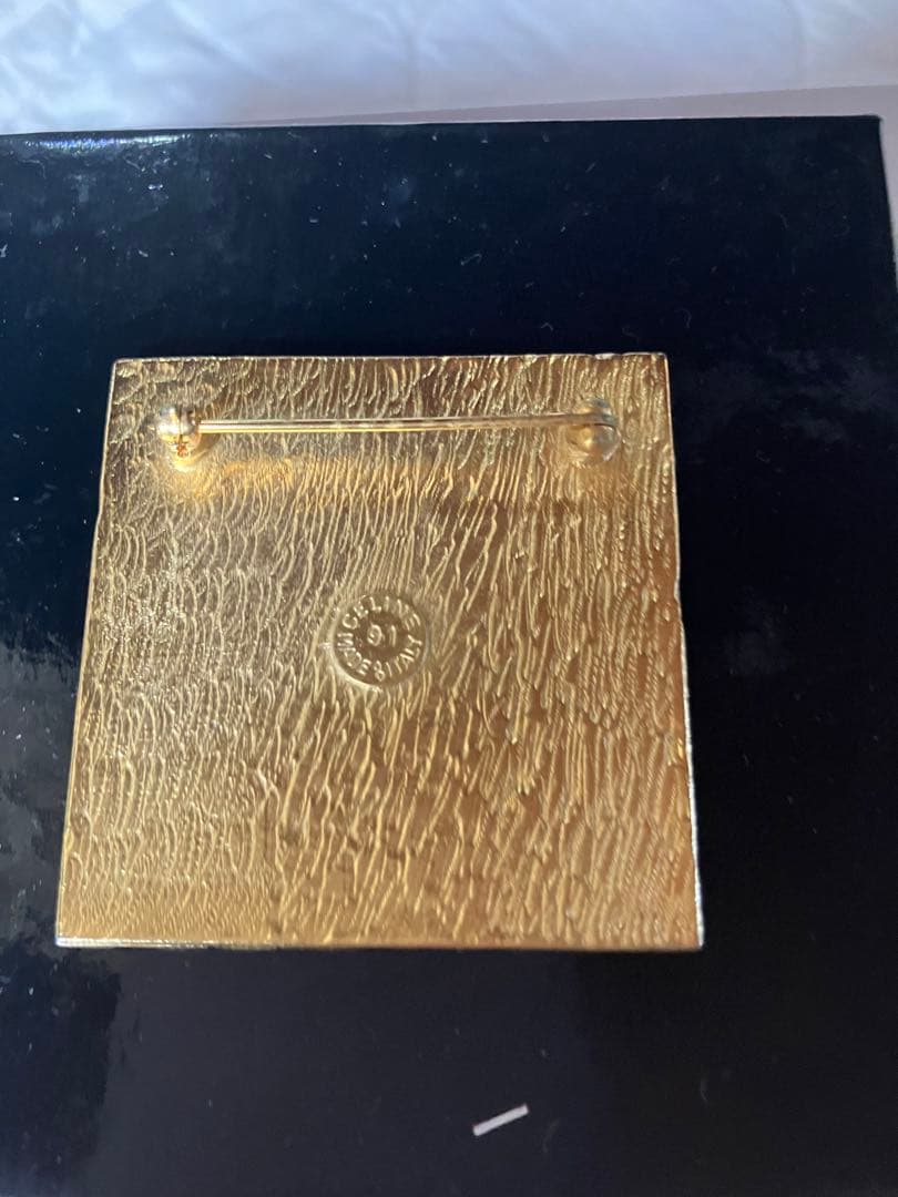 【超希少・美品】CELINE セリーヌ　凱旋門 ブローチ ヴィンテージ ゴールド