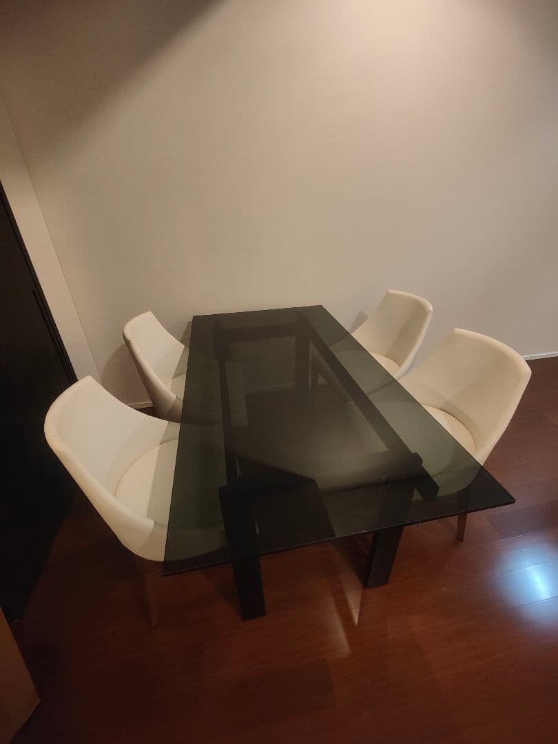 カッシーナ BLOOM 高級 ダイニングテーブル リビングテーブル ガラス天板