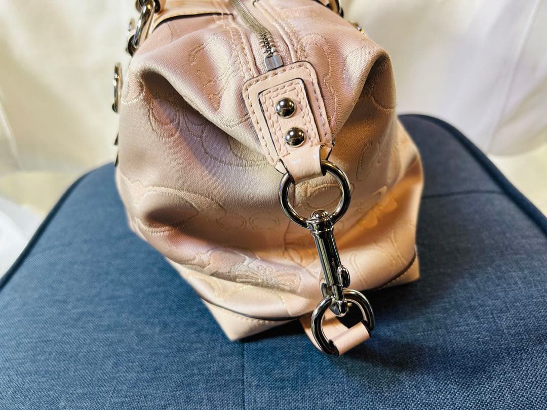 Coach 薄いピンクハンドバッグ