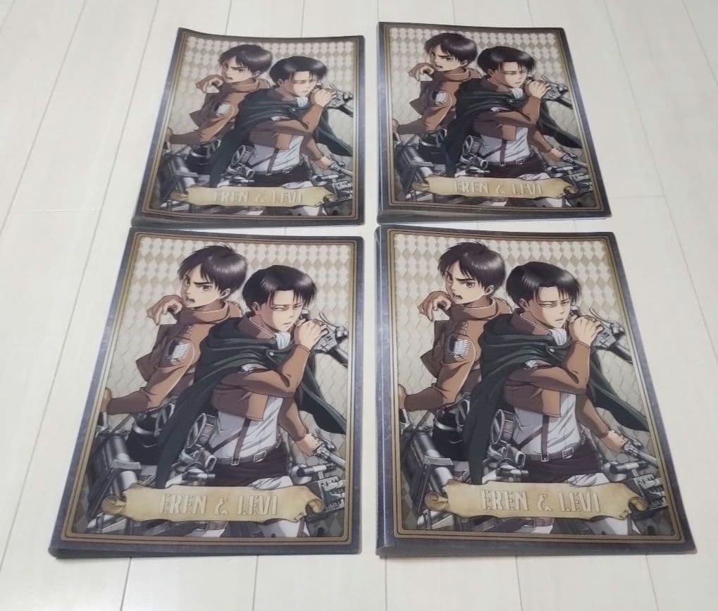 進撃の巨人　リヴァイ　エレン　クリアファイルホルダー　4つセット