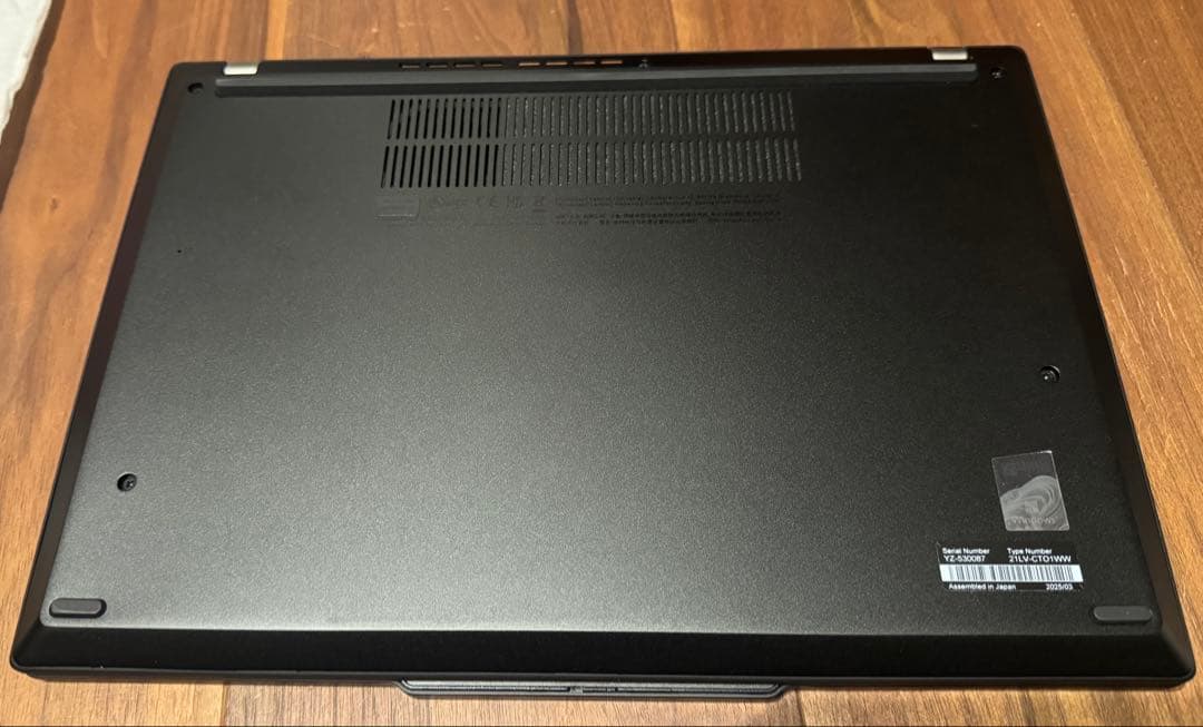 Lenovo Thinkpad X13 gen5 米沢製造モデルほぼ未使用