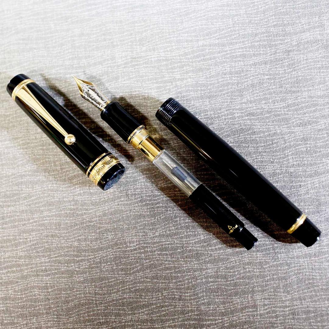 【美品 送料込み】パイロット 万年筆 漆 カスタム ８４５