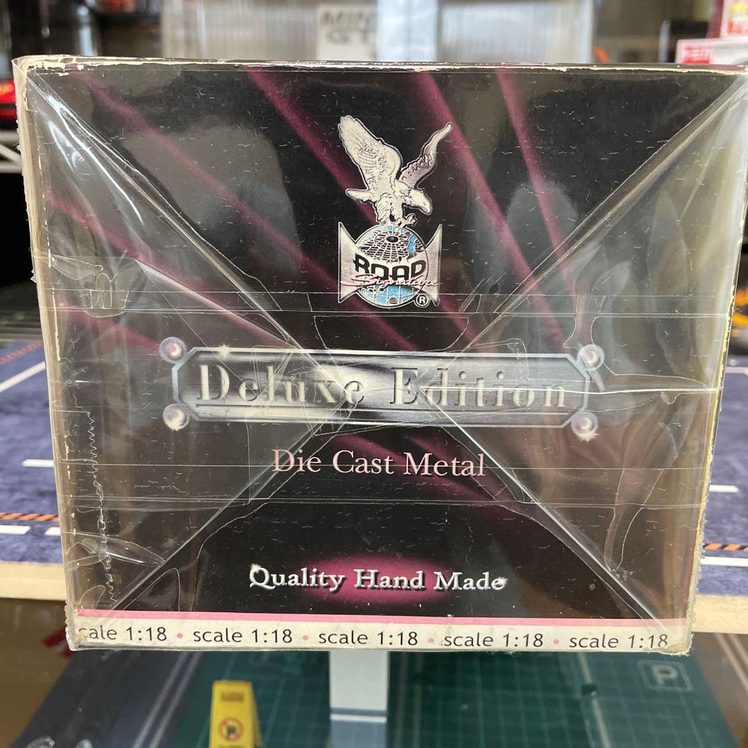 1970 Datsun 240Z デラックスエディション 1:18