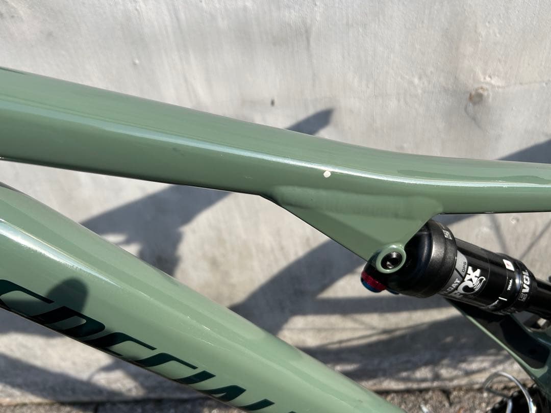 林Stumpjumper Alloy　MTBフルサス　29（サイズS3）