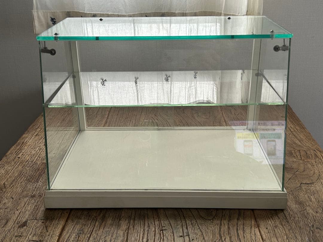 レトロ　台形ガラスショーケース