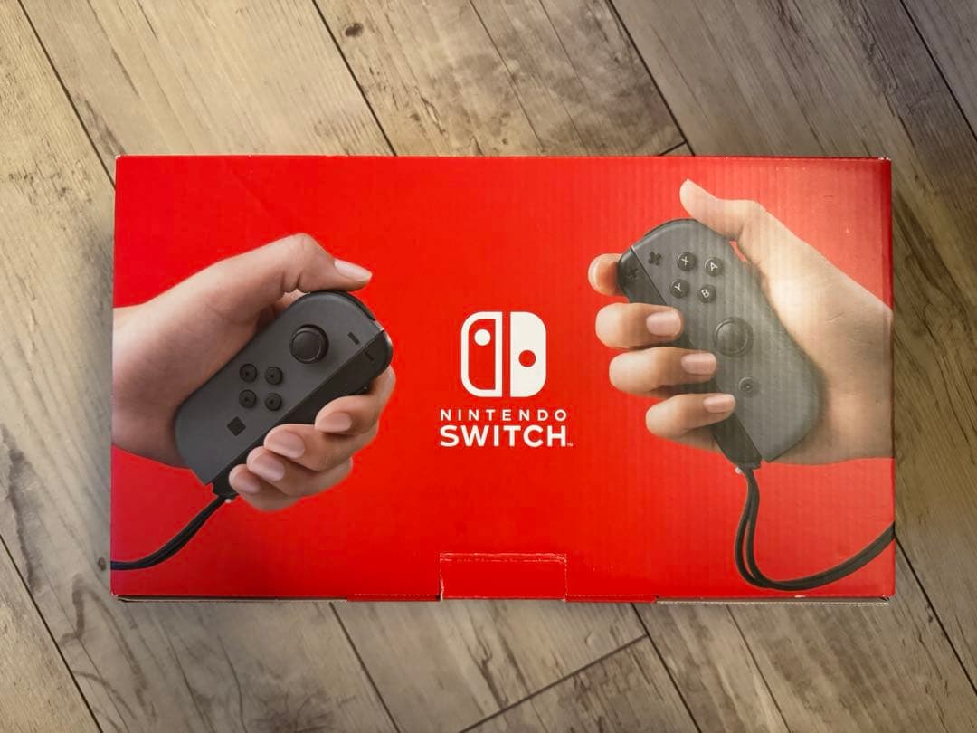 Switch 本体　更にジョイコン付き